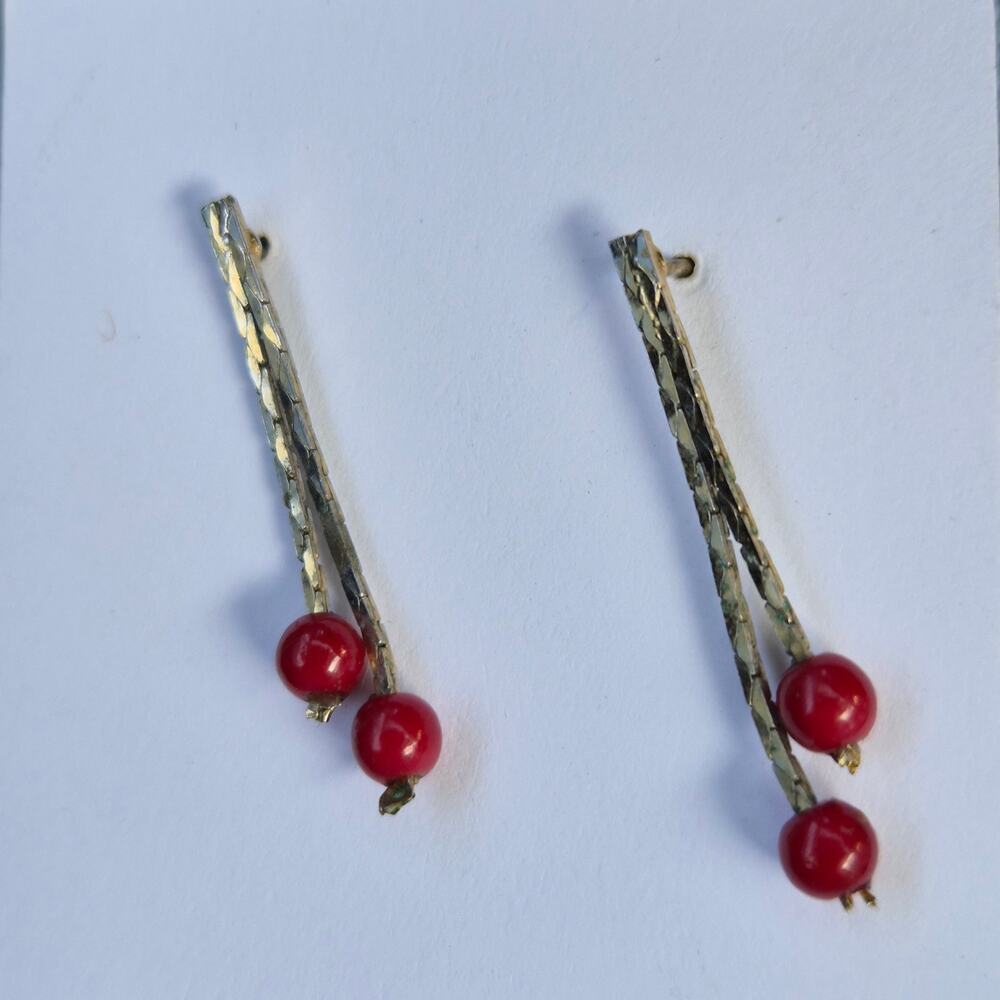 Vintage Red Coral Cherry Drop Earrings Gold Tone Textured Snake Chain Post
